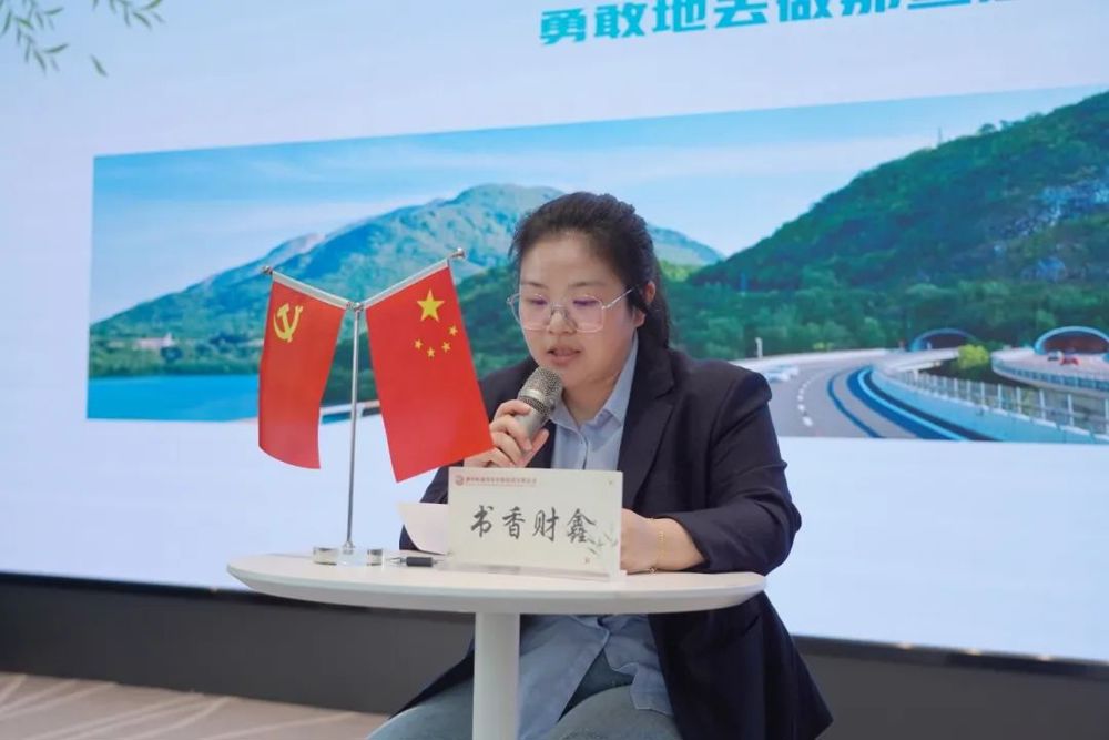书友：宁娅伶