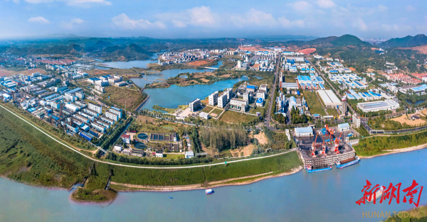 津市酶制剂产业集群获评省级中小企业特色产业集群，津市高新区加速崛起。许衡&nbsp; 摄