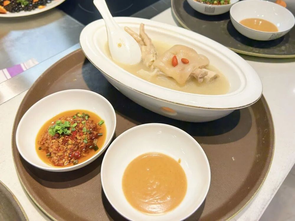 微信图片_2025-12-09_091850_200