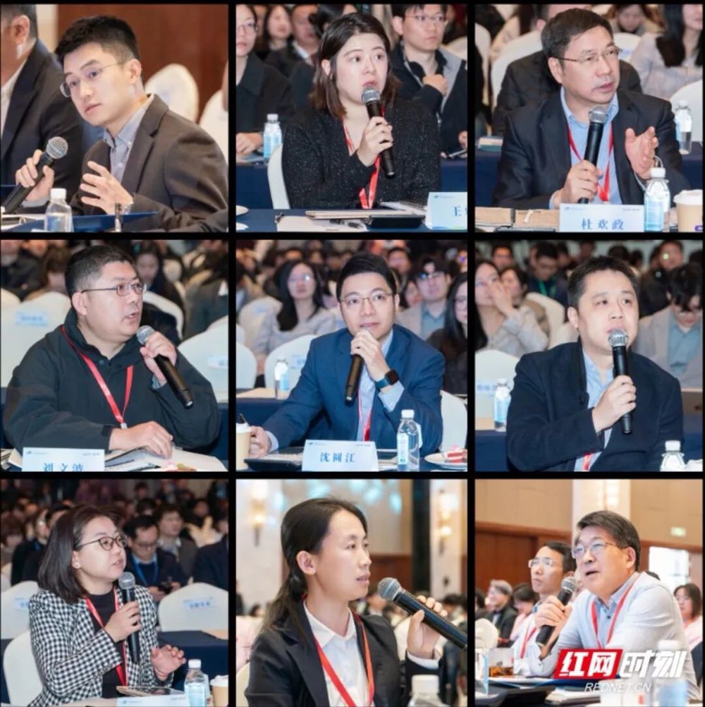 评审团成员现场提问